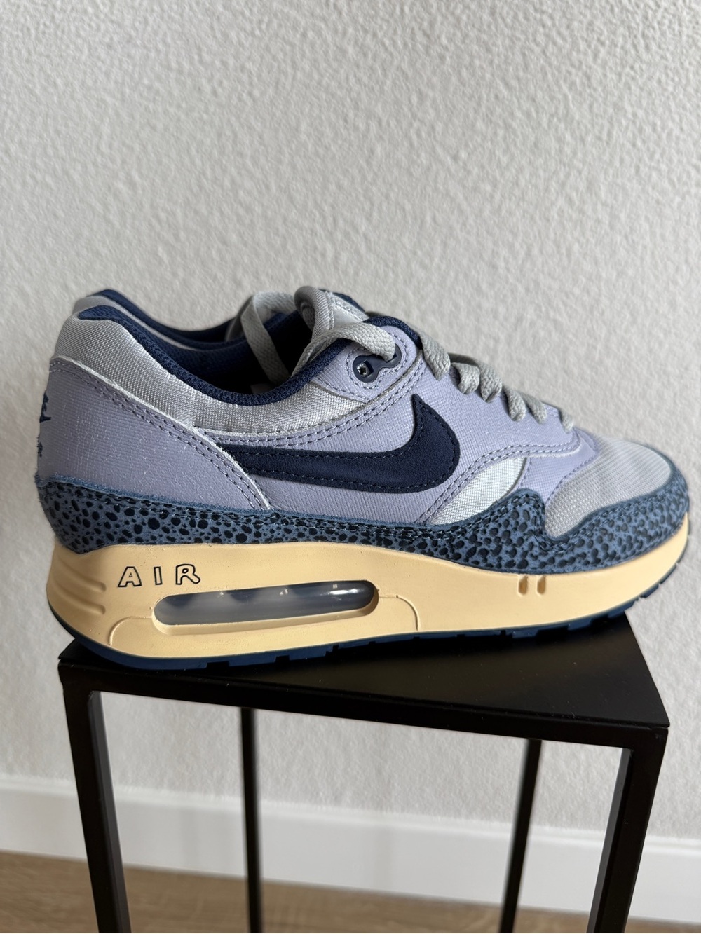 Nike Air Max 1 Sneakers in Light Blue & Navy